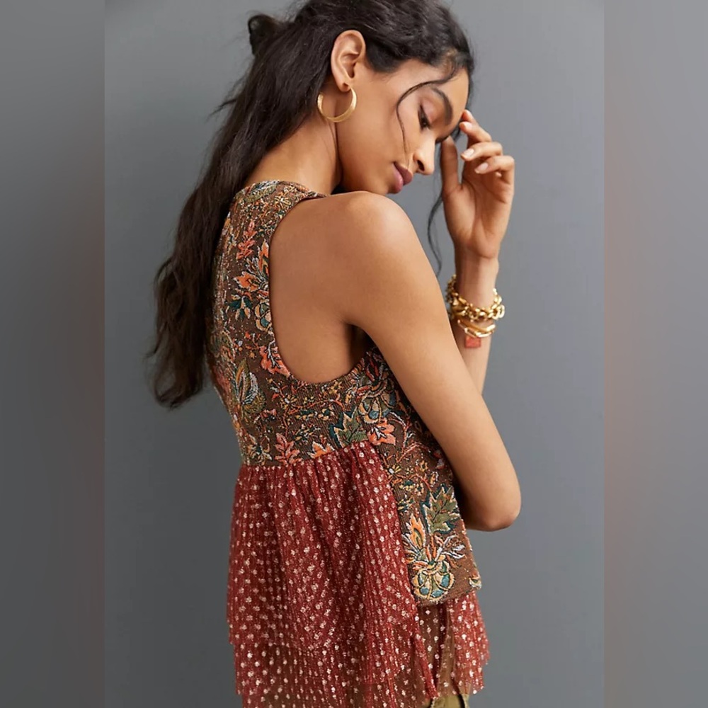 NWOT Eva Franco Jacquard Sleeveless Top with Tulle Brown Motif Size Small